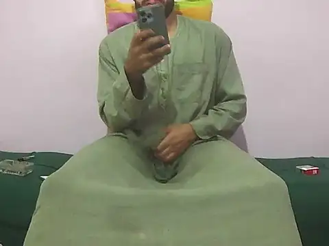 Snapshot of foxsanSs chatting on 7, 11, 2025 foxsanSs online show from 7, 11, 2025