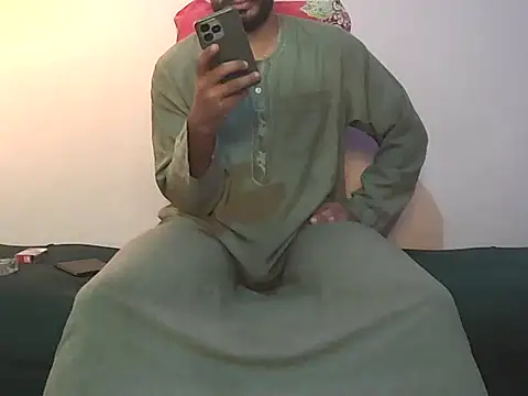 Snapshot of foxsanSs chatting on 28, 11, 2025 foxsanSs online show from 28, 11, 2025