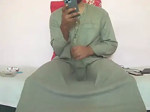 Snapshot of foxsanSs chatting on 10, 10, 2025 foxsanSs online show from 10, 10, 2025