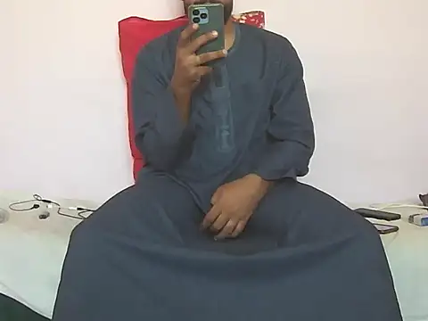 Snapshot of foxsanSs chatting on 13, 10, 2025 foxsanSs online show from 13, 10, 2025