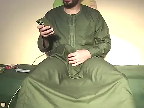 Snapshot of foxsanSs chatting on 23, 11, 2025 foxsanSs online show from 23, 11, 2025