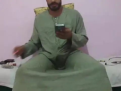 Snapshot of foxsanSs chatting on 31, 10, 2025 foxsanSs online show from 31, 10, 2025