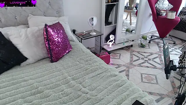 Myrnasexxx online show from 25, 2, 2026