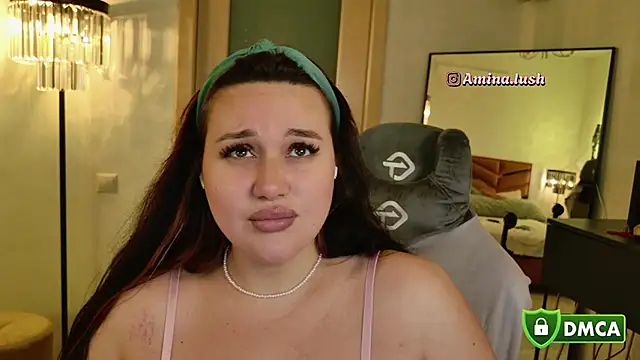 AminaCharm online show from 11, 1, 2025