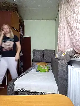 BustyBlond online show from 31, 10, 2025