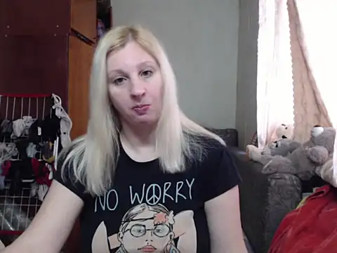 BustyBlond online show from 18, 3, 2025