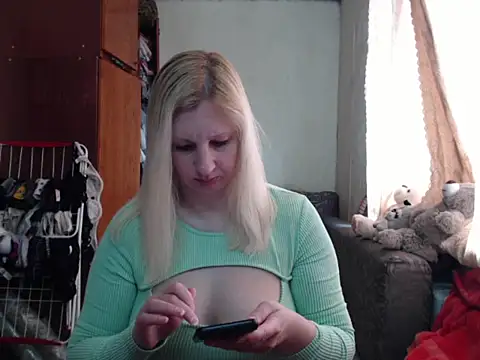 BustyBlond online show from 18, 3, 2025