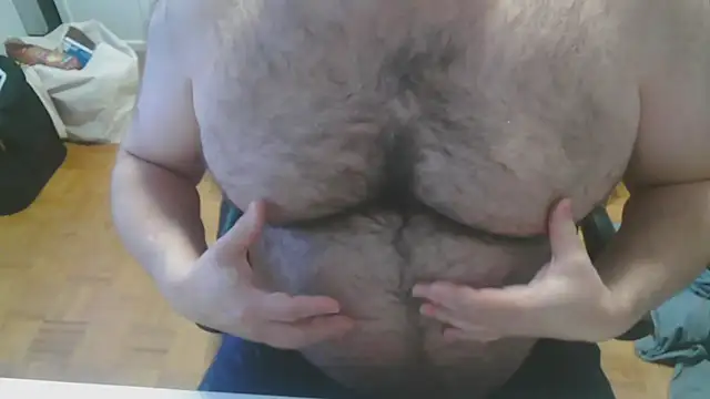 mikeyhotbear online show from 13, 1, 2026