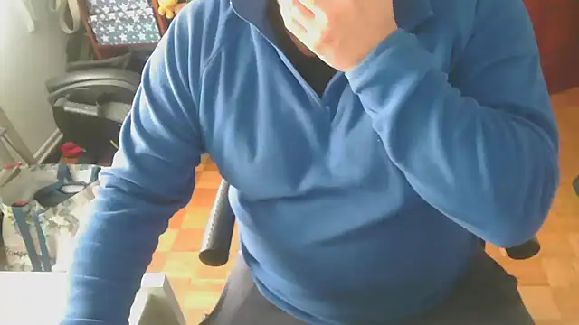 mikeyhotbear online show from 13, 1, 2025