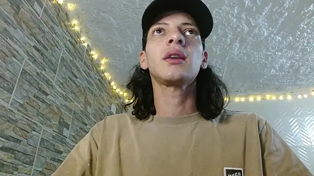 omar alurba online show from 21, 4, 2026