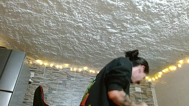 omar alurba online show from 14, 4, 2026