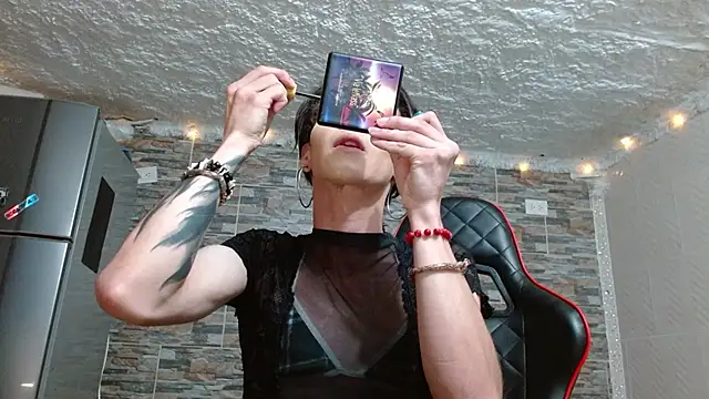 Snapshot of omar_alurba chatting on 14, 11, 2025 omar alurba online show from 14, 11, 2025