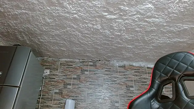 Snapshot of omar_alurba chatting on 11, 10, 2025 omar alurba online show from 11, 10, 2025