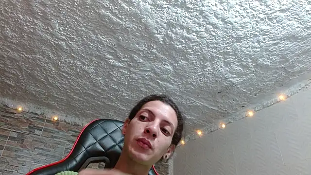 Snapshot of omar_alurba chatting on 22, 11, 2025 omar alurba online show from 22, 11, 2025