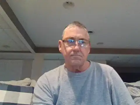 Snapshot of takeitall101 chatting on 12, 1, 2025 takeitall101 online show from 12, 1, 2025