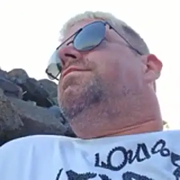 Snapshot of Trucker_Hunter chatting on 1, 6, 2026 Trucker Hunter online show from 1, 6, 2026