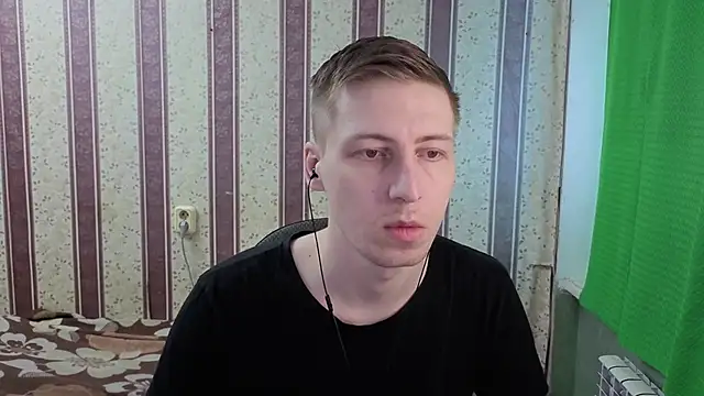 Snapshot of darienlarge chatting on 24, 5, 2026 darienlarge online show from 24, 5, 2026