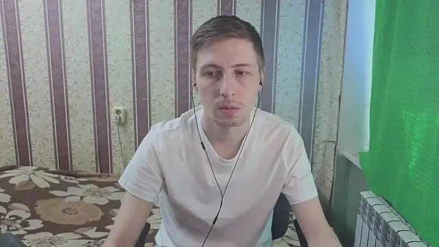 Snapshot of darienlarge chatting on 16, 7, 2026 darienlarge online show from 16, 7, 2026
