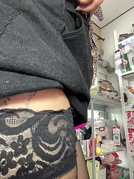 sammyqueenx21 online show from 14, 11, 2025