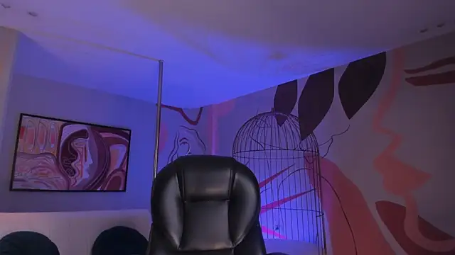 ErikaBenz  online show from 13, 3, 2026