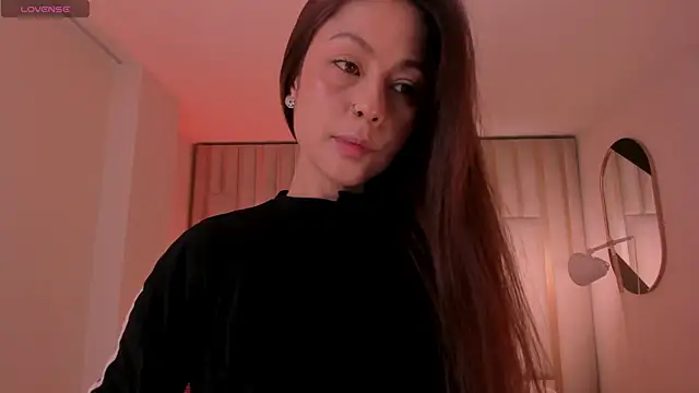 Snapshot of ErikaBenz_ chatting on 10, 6, 2026 ErikaBenz online show from 10, 6, 2026