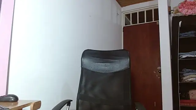 emily littesweet online show from 15, 11, 2025