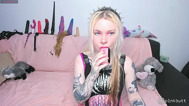 Snapshot of HelenGoat chatting on 25, 6, 2026 HelenGoat online show from 25, 6, 2026