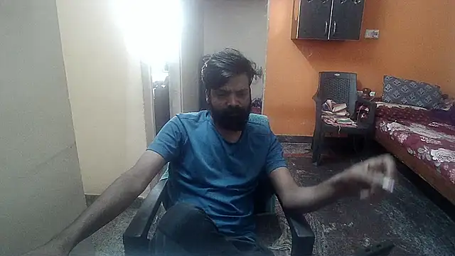 Snapshot of Indiaguy4u chatting on 31, 12, 2024 Indiaguy4u online show from 31, 12, 2024