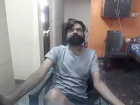 Snapshot of Indiaguy4u chatting on 5, 12, 2024 Indiaguy4u online show from 5, 12, 2024