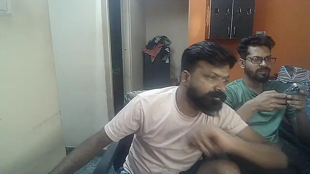 Snapshot of Indiaguy4u chatting on 17, 2, 2025 Indiaguy4u online show from 17, 2, 2025