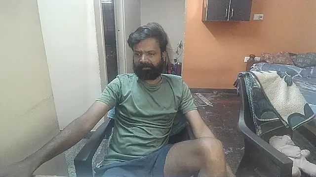 Snapshot of Indiaguy4u chatting on 19, 1, 2025 Indiaguy4u online show from 19, 1, 2025