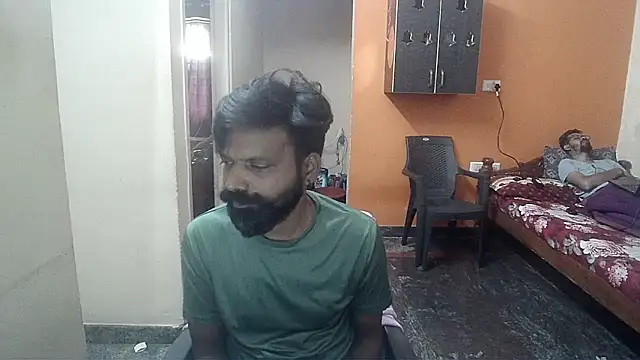 Snapshot of Indiaguy4u chatting on 13, 12, 2024 Indiaguy4u online show from 13, 12, 2024