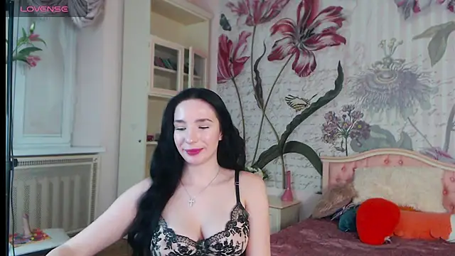AliciaBow online show from 4, 2, 2025