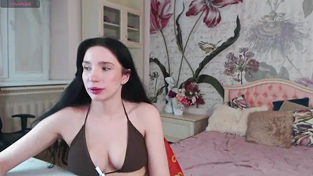 AliciaBow online show from 7, 2, 2026