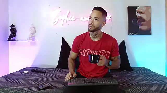 SophieFoxx17 online show from 21, 4, 2026