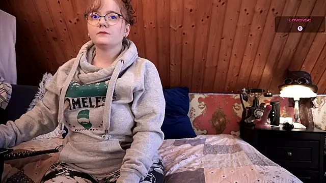 Snapshot of TessaWinter chatting on 13, 3, 2026 TessaWinter online show from 13, 3, 2026