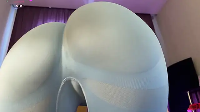 VeronikaAv online show from 9, 11, 2025