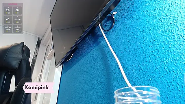 Abrilpink online show from 29, 9, 2025