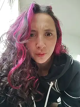  Laary online show from 20, 4, 2026