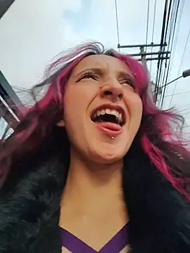  Laary online show from 7, 3, 2026