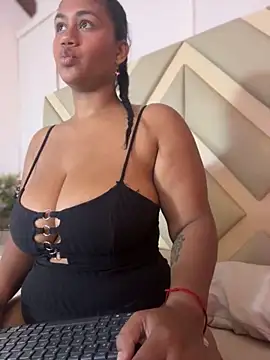 Snapshot of SSCARLETH_ chatting on 4, 11, 2025 SSCARLETH online show from 4, 11, 2025