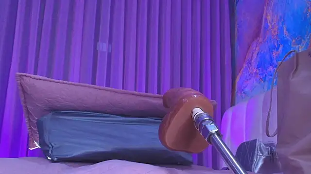 britanyy  online show from 17, 3, 2026