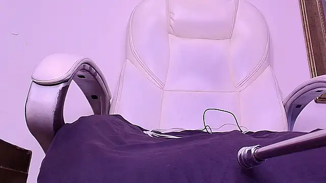 britanyy  online show from 19, 2, 2025