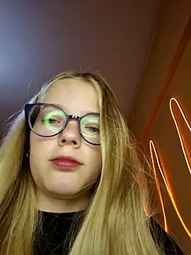 -veranito- online show from 26, 2, 2025