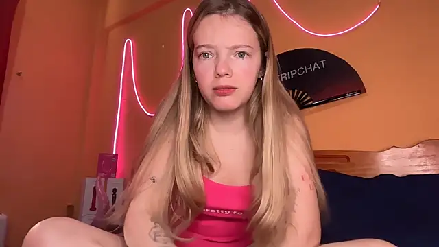 Snapshot of -veranito- chatting on 12, 11, 2025 -veranito- online show from 12, 11, 2025