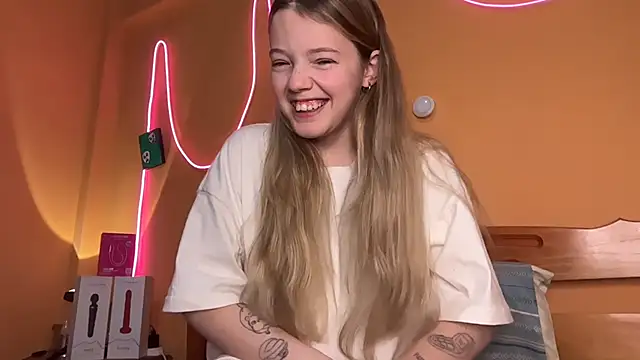 Snapshot of -veranito- chatting on 10, 10, 2025 -veranito- online show from 10, 10, 2025