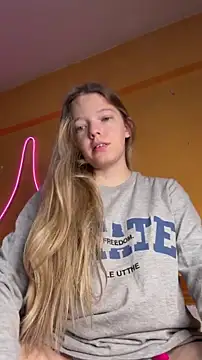 -veranito- online show from 6, 4, 2026