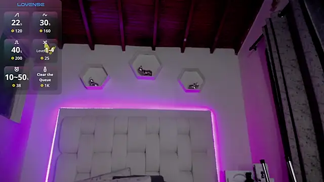 shanakendall online show from 8, 10, 2025