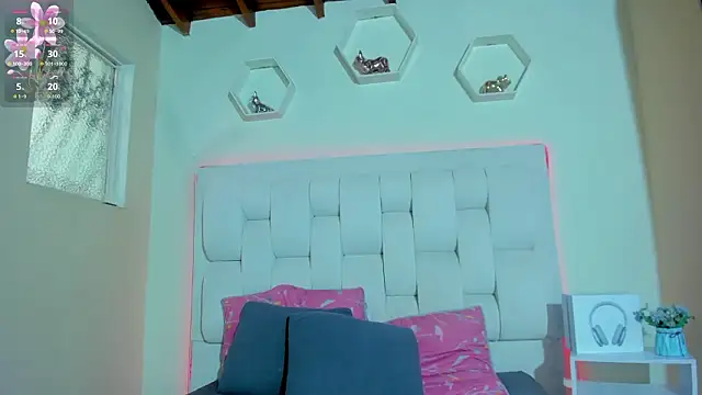 shanakendall online show from 9, 3, 2026