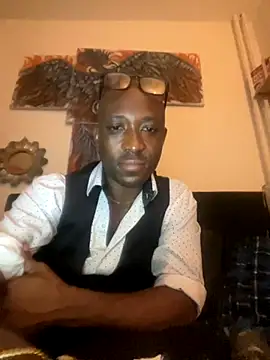 Snapshot of KingB8r chatting on 28, 9, 2025 KingB8r online show from 28, 9, 2025
